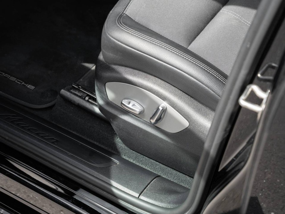 Porsche Macan - foto 14