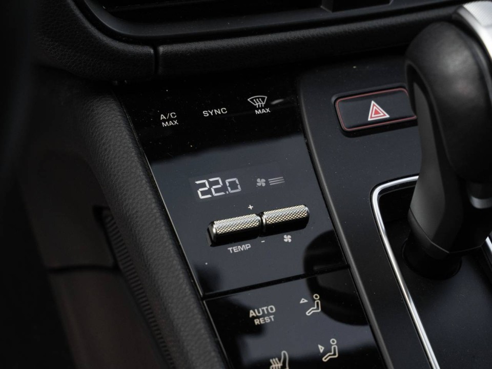 Porsche Macan - foto 16