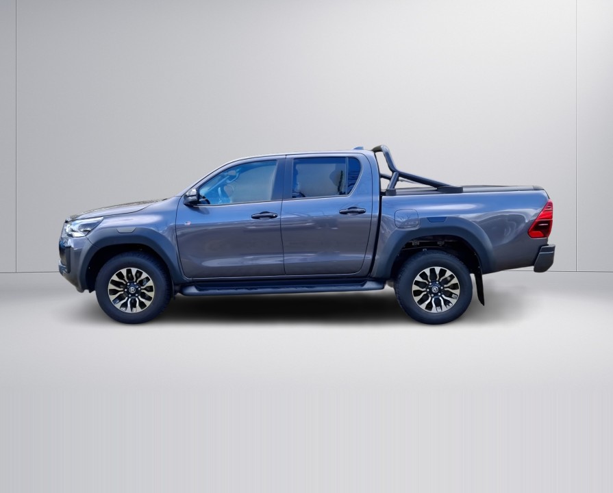 TOYOTA Hilux 2023 — imagine 15