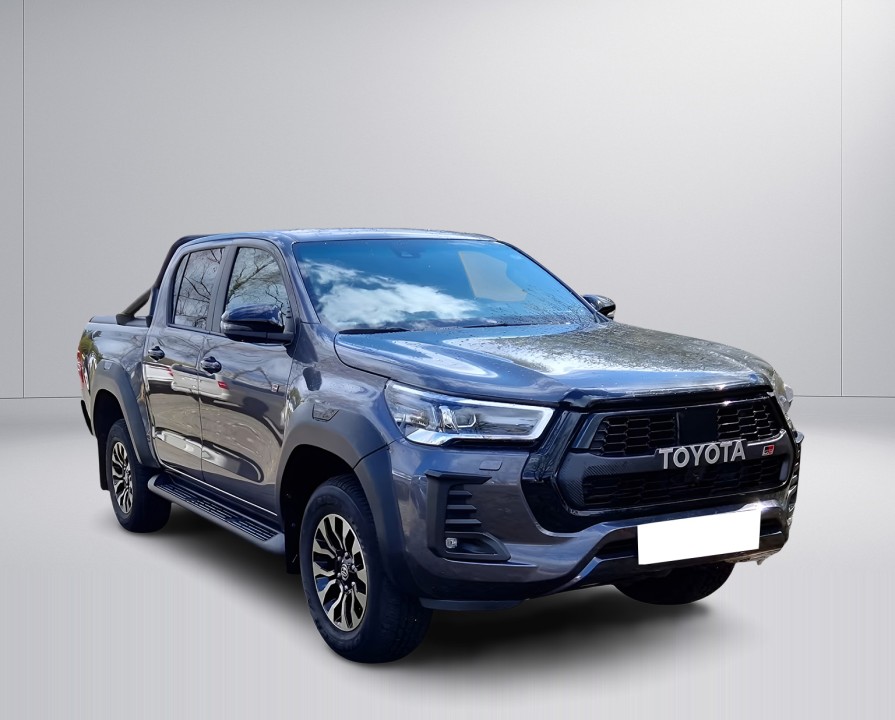TOYOTA Hilux 2023