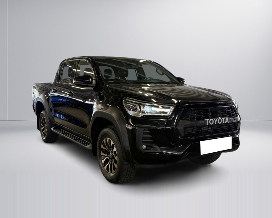 TOYOTA Hilux 2024