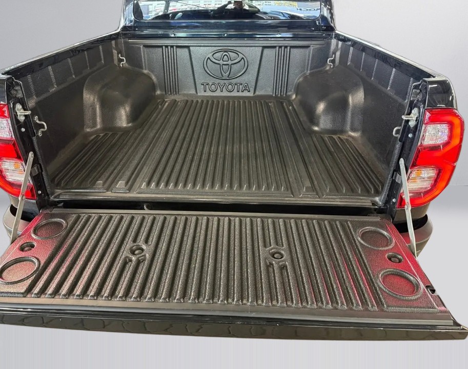 Toyota Hilux Double Cab GR Sport - foto 16