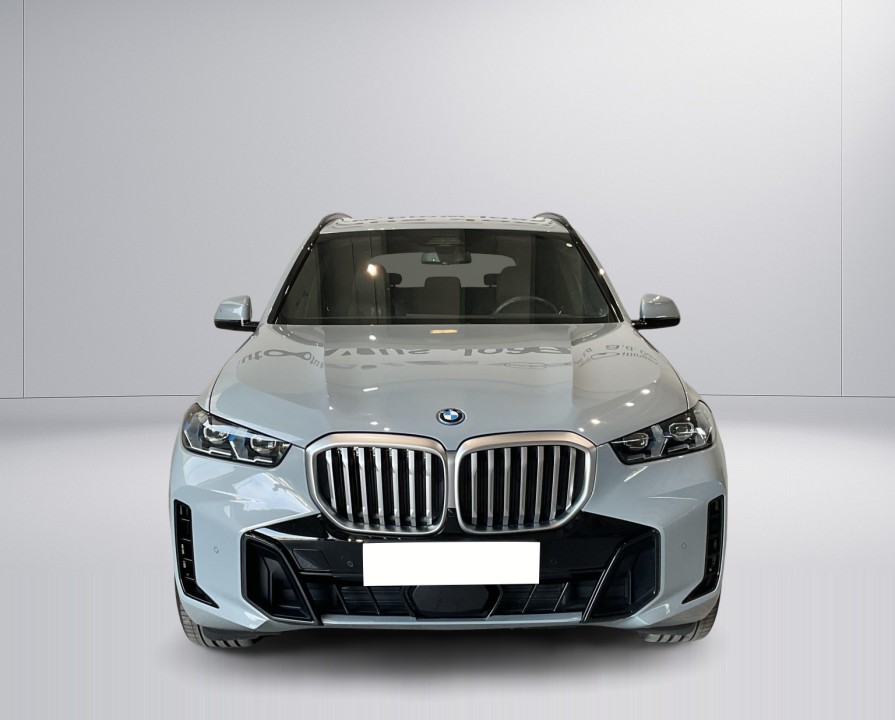 BMW X5 2024 — imagine 2