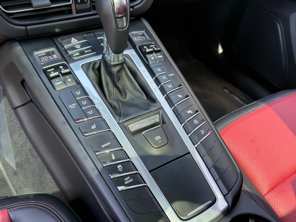 Porsche Macan - foto 12