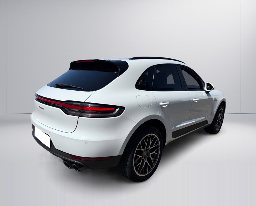 PORSCHE Macan 2025 — imagine 3