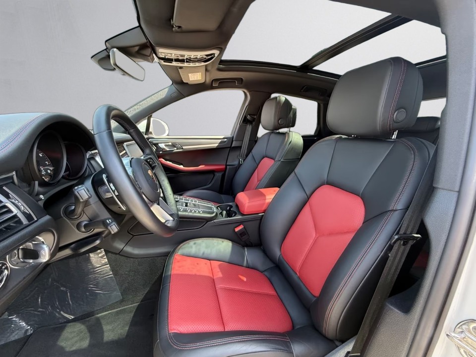 PORSCHE Macan 2025 — imagine 19