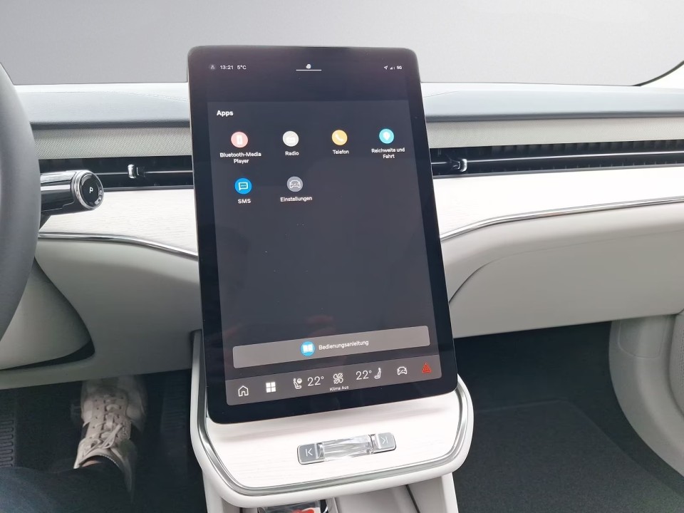 VOLVO Unknown Model 2025 — imagine 20