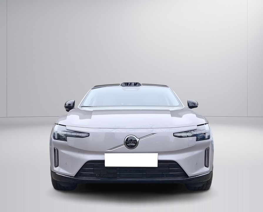 VOLVO Unknown Model 2025 — imagine 5