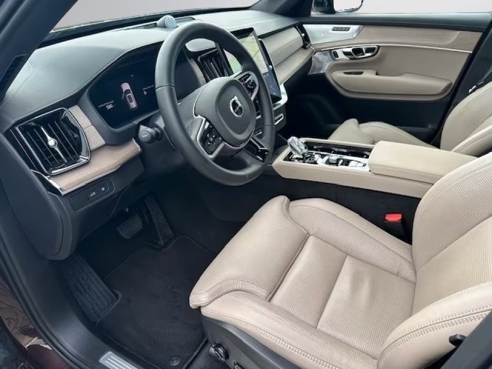 VOLVO XC90 2025 — imagine 16