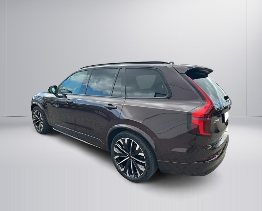 VOLVO XC90 2025 — imagine 4