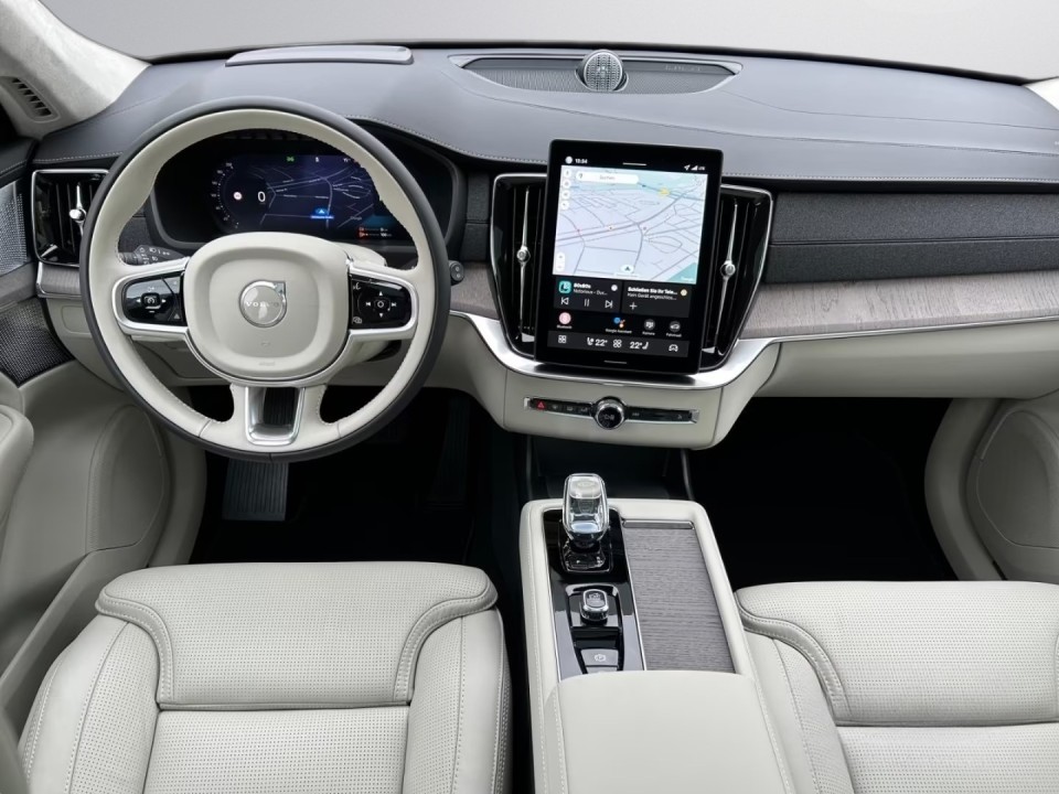 VOLVO XC90 2025 — imagine 15