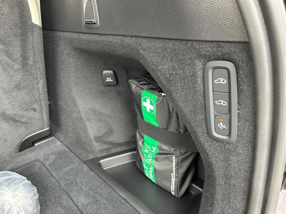 Volvo XC 90 T8 Recharge AWD Ultra Bright - foto 17