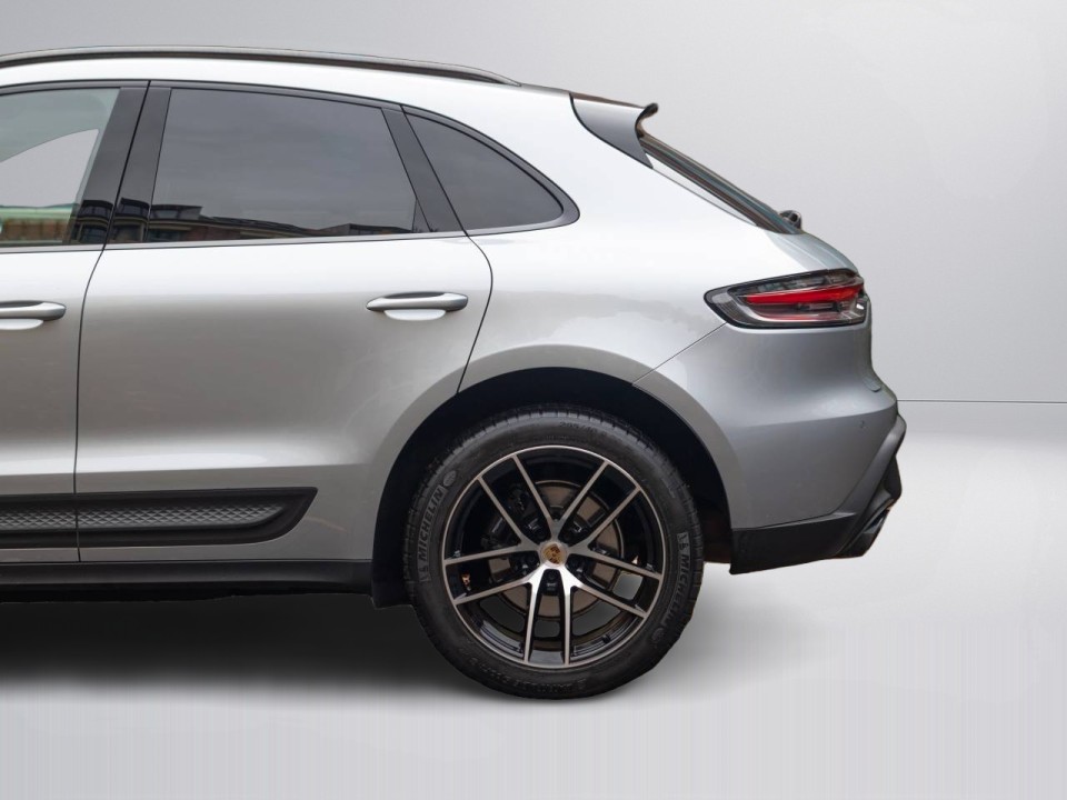 Porsche Macan - foto 23