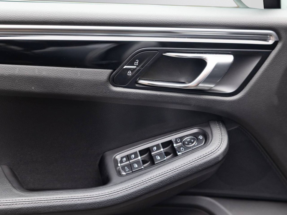 Porsche Macan - foto 17