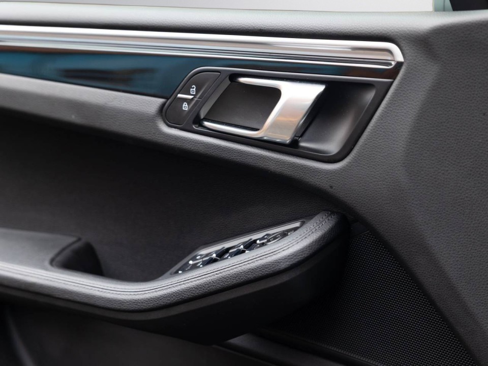 Porsche Macan - foto 16