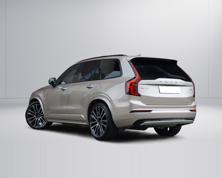 VOLVO XC90 2026 — imagine 4