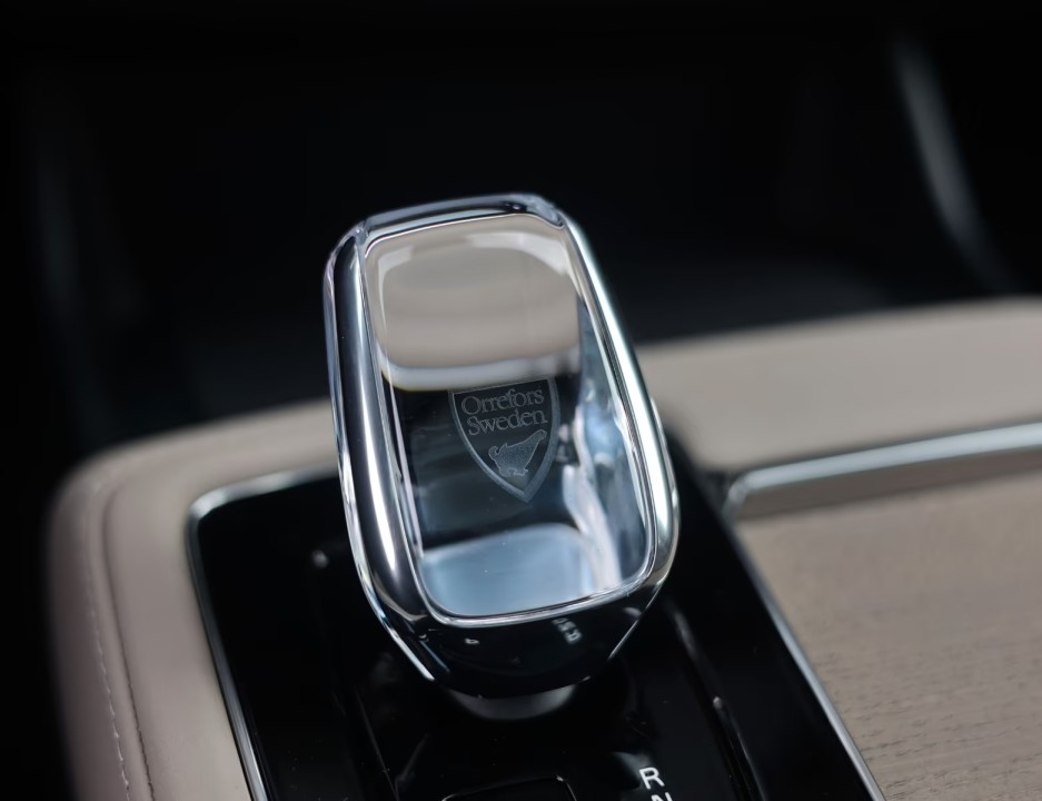 Volvo XC 90 T8 Recharge AWD Ultra Dark - foto 25