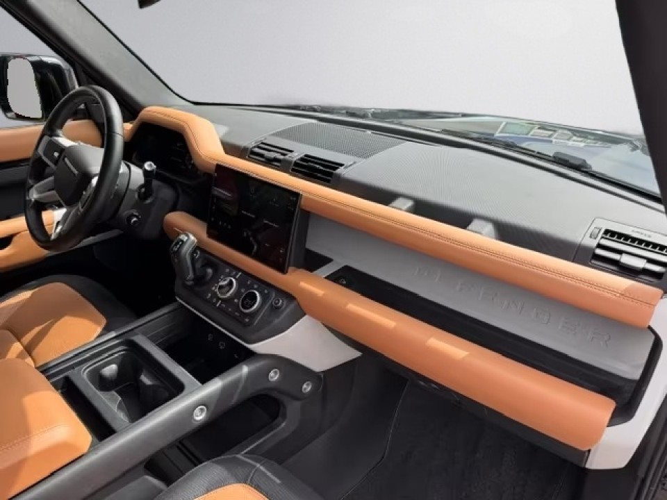 Land Rover Defender 110 P400 X-Dynamic HSE - foto 13
