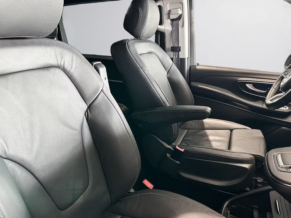 Mercedes-Benz V 300d Avantgarde - foto 12