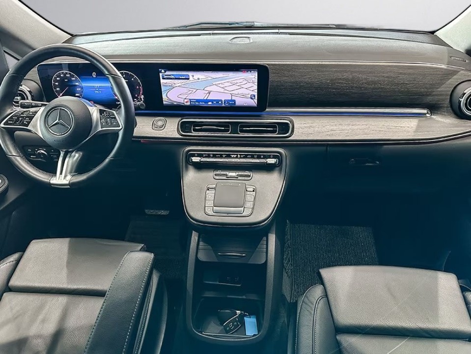 MERCEDES-BENZ V-Class 2024 — imagine 17