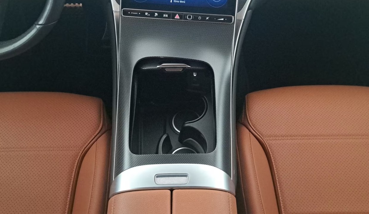 Mercedes-Benz GLC 300e 4MATIC Avantgarde - foto 16