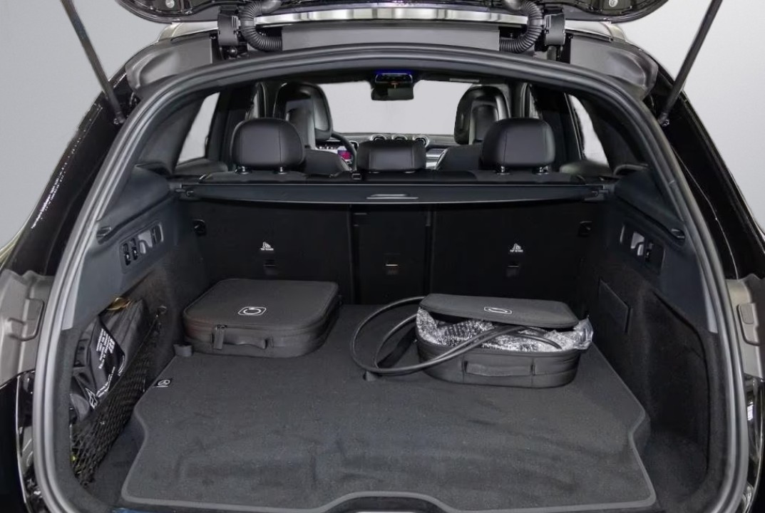 Mercedes-Benz GLC 300e 4MATIC AMG Line - foto 15