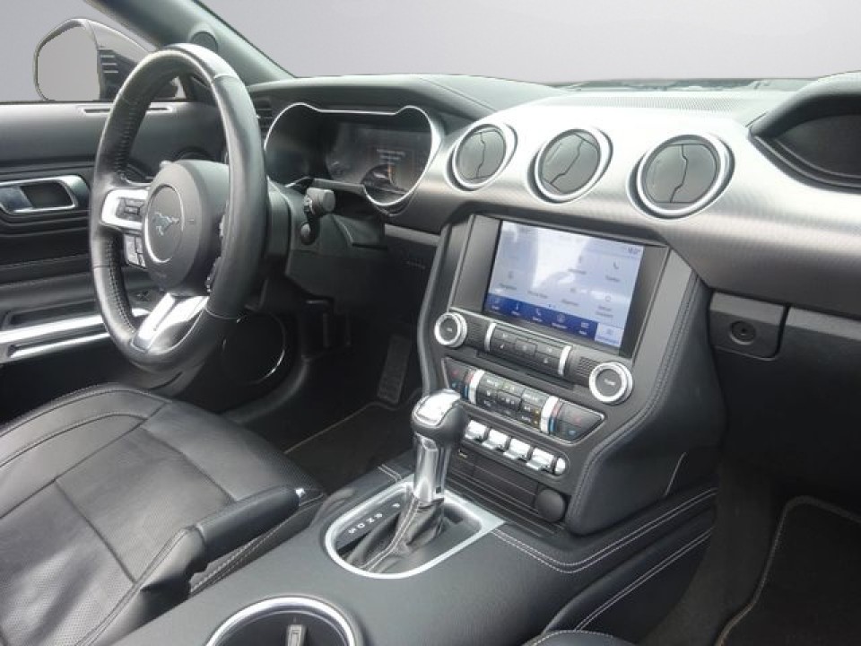 Ford Mustang - foto 12