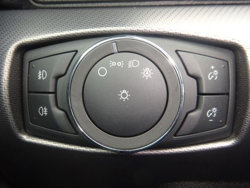 Ford Mustang - foto 22