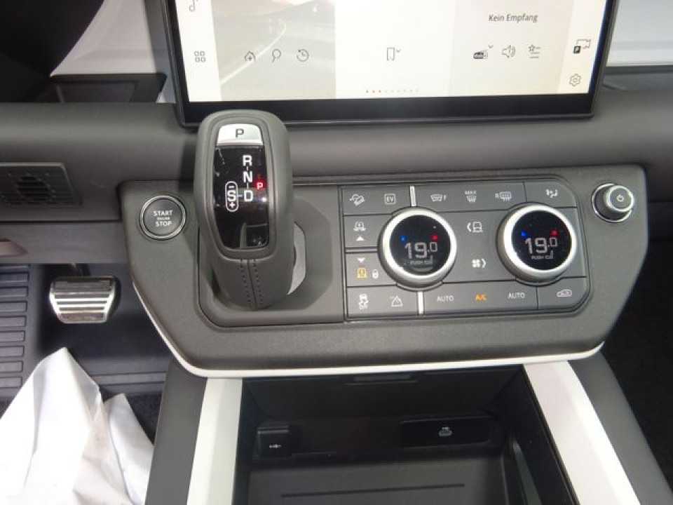 Land Rover Defender X-Dynamic HSE - foto 14