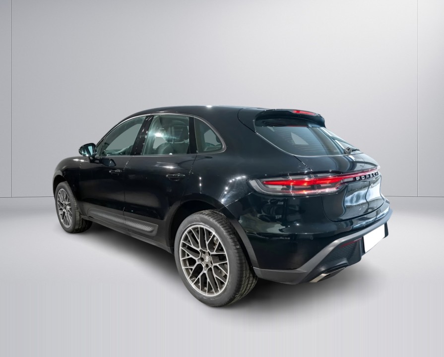 PORSCHE Macan 2022 — imagine 3