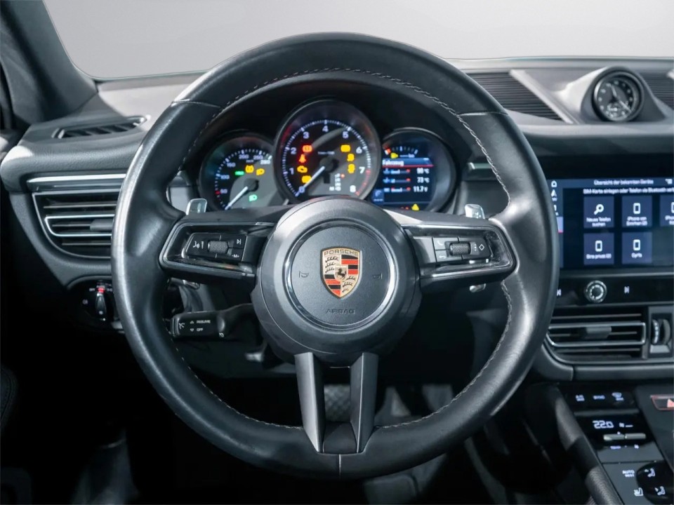 PORSCHE Macan 2022 — imagine 16