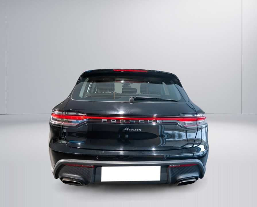 PORSCHE Macan 2022 — imagine 4