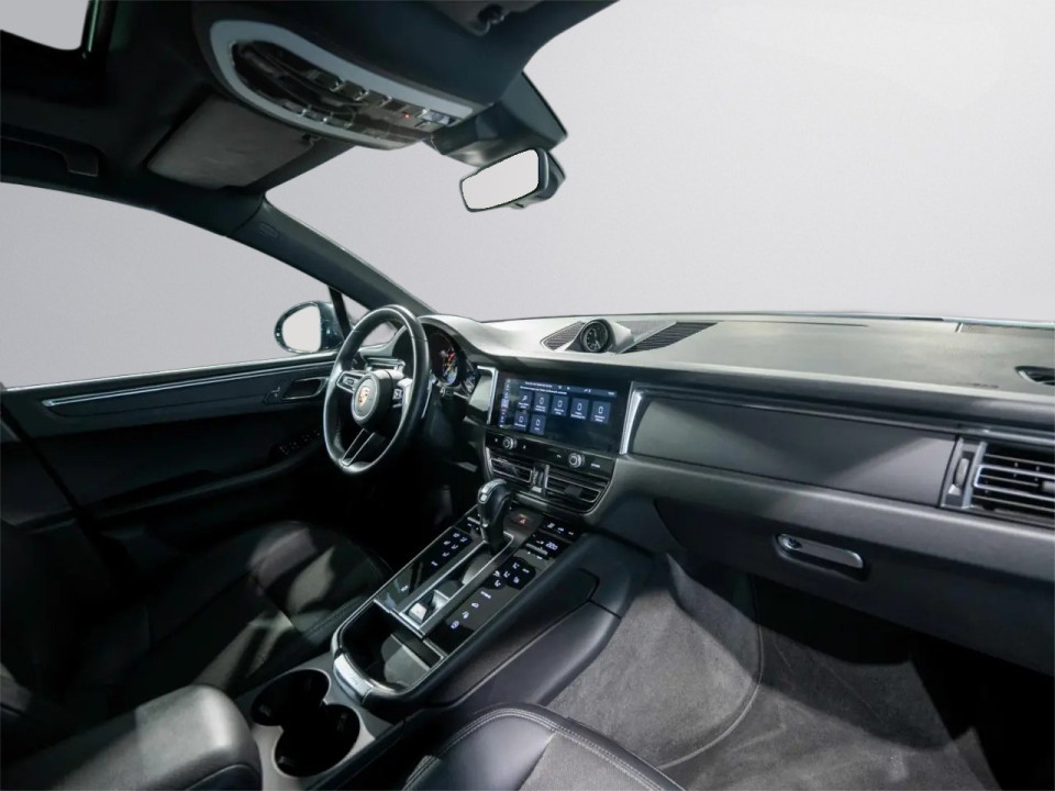 PORSCHE Macan 2022 — imagine 18