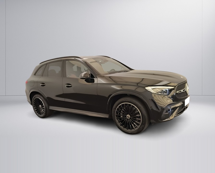 Mercedes-Benz GLC 400e 4MATIC (2)