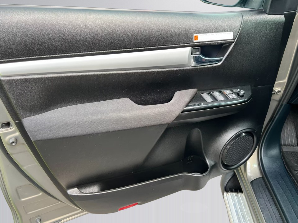 Toyota Hilux Comfort - foto 19