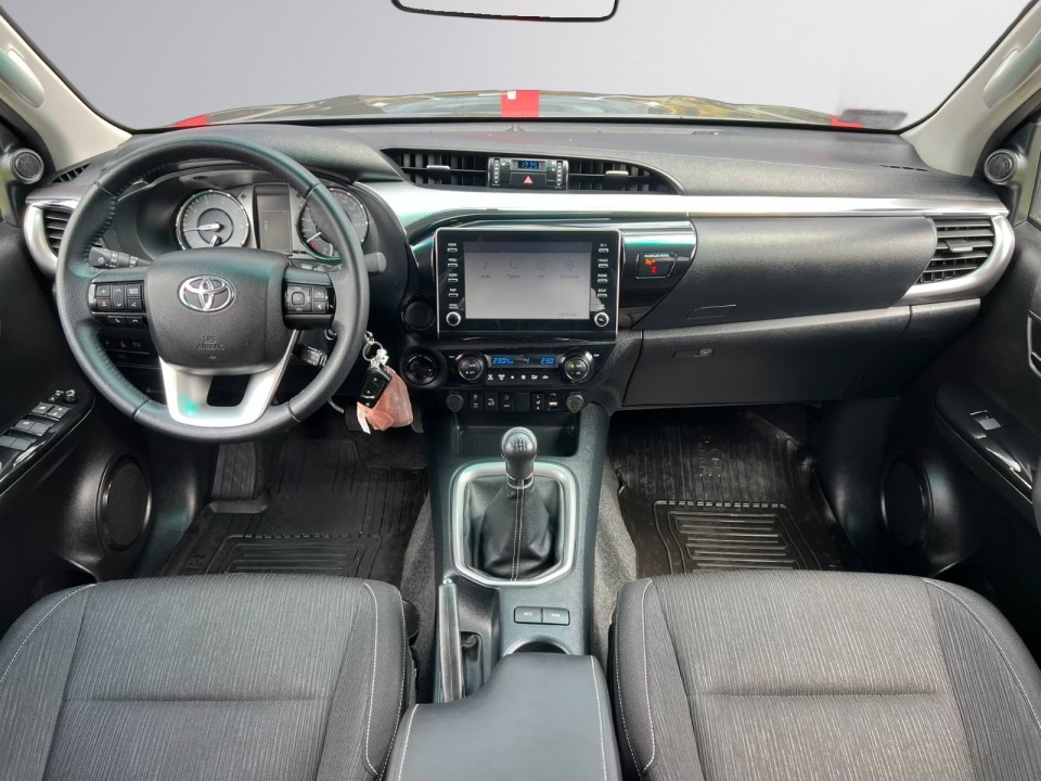 TOYOTA Hilux 2023 — imagine 17