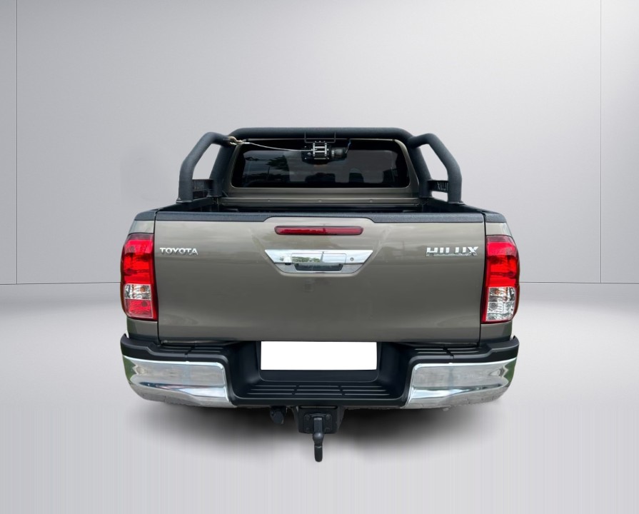 TOYOTA Hilux 2023 — imagine 4