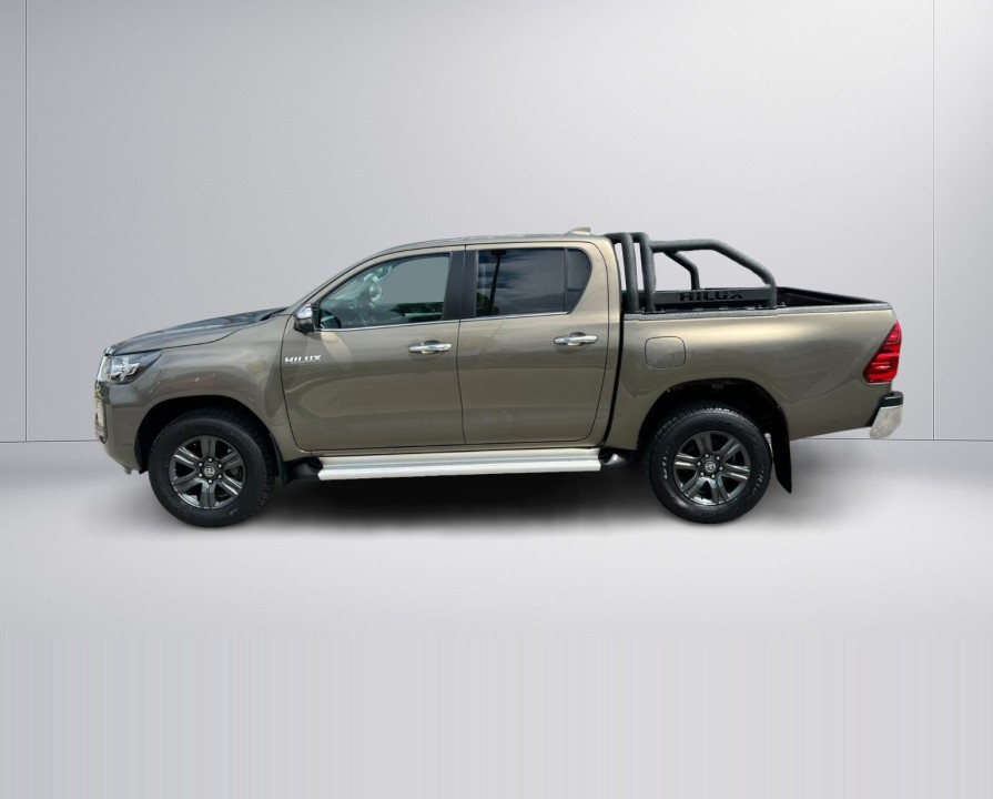 TOYOTA Hilux 2023 — imagine 13
