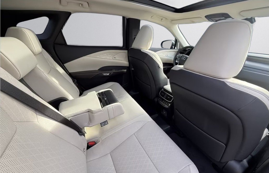Lexus Seria RX 450h+ Luxury - foto 17