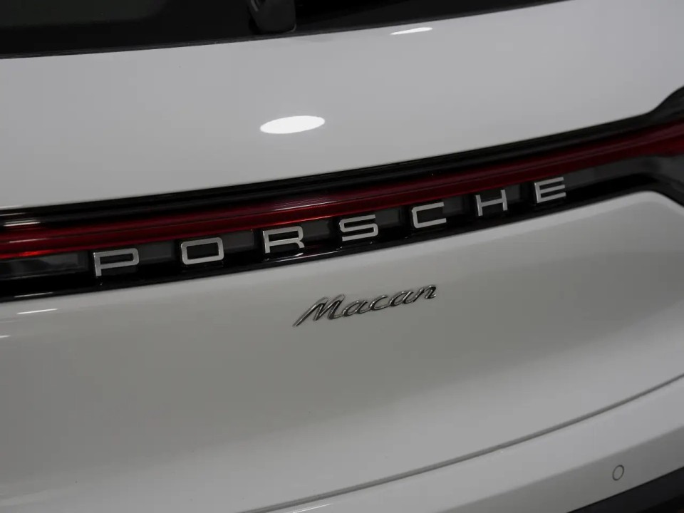 Porsche Macan - foto 26