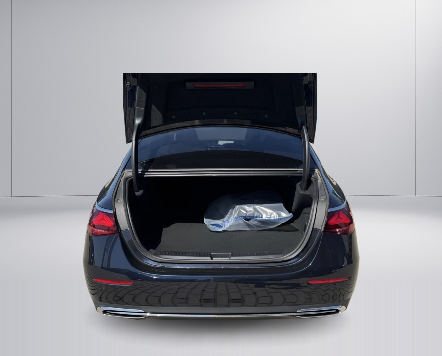 Mercedes-Benz E 300e Avantgarde - foto 24