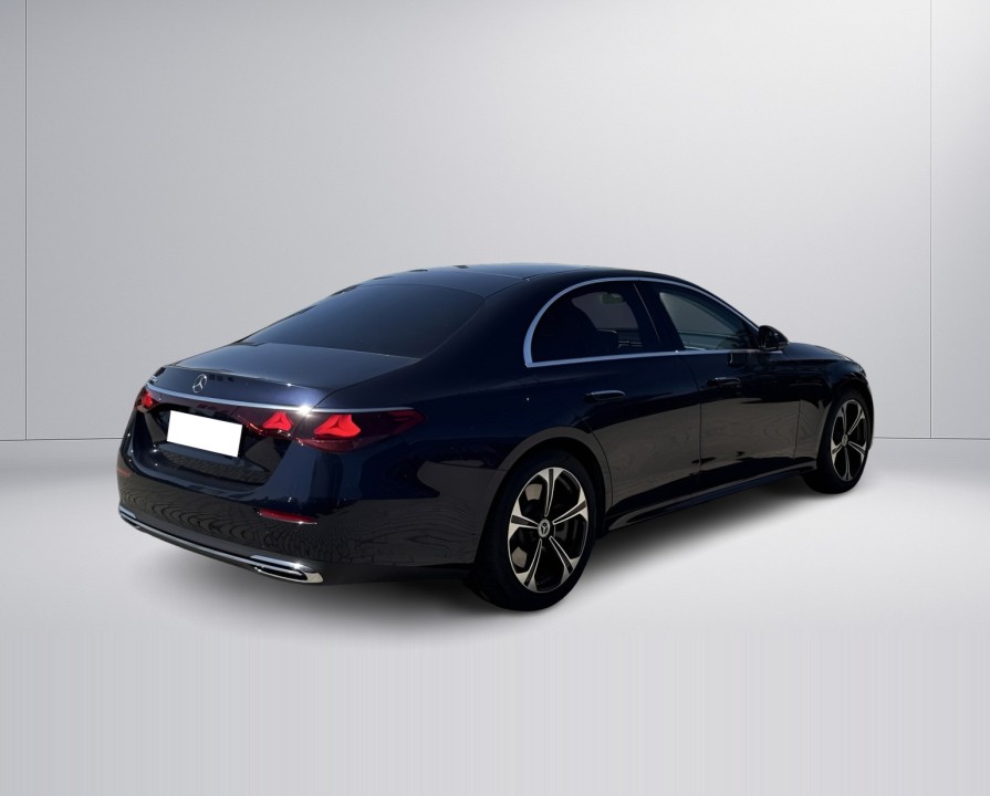 MERCEDES-BENZ E-Class 2024 — imagine 3