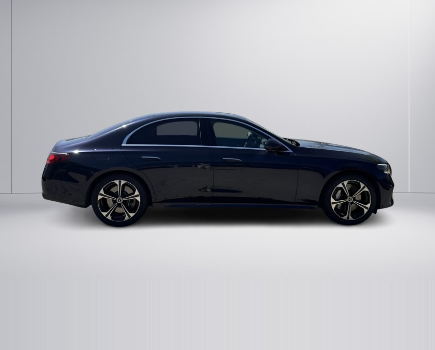 MERCEDES-BENZ E-Class 2024 — imagine 2