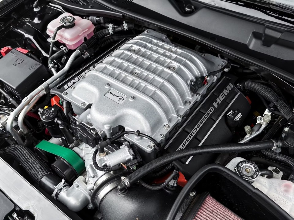 Dodge Challenger Hellcat Jailbreak - foto 16