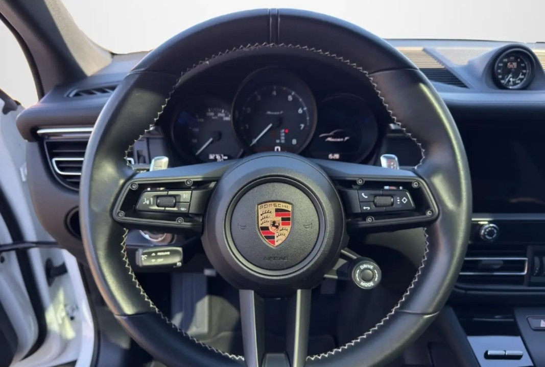 Porsche Macan T - foto 14