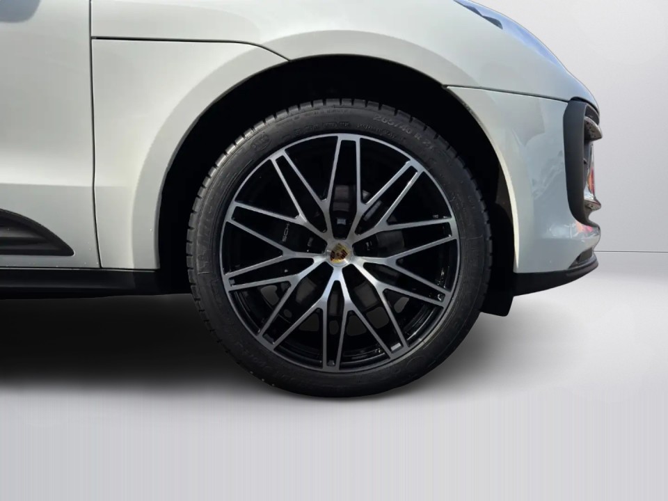 Porsche Macan T - foto 23