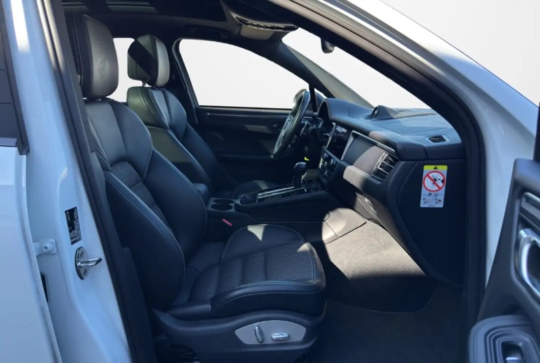 Porsche Macan T - foto 12