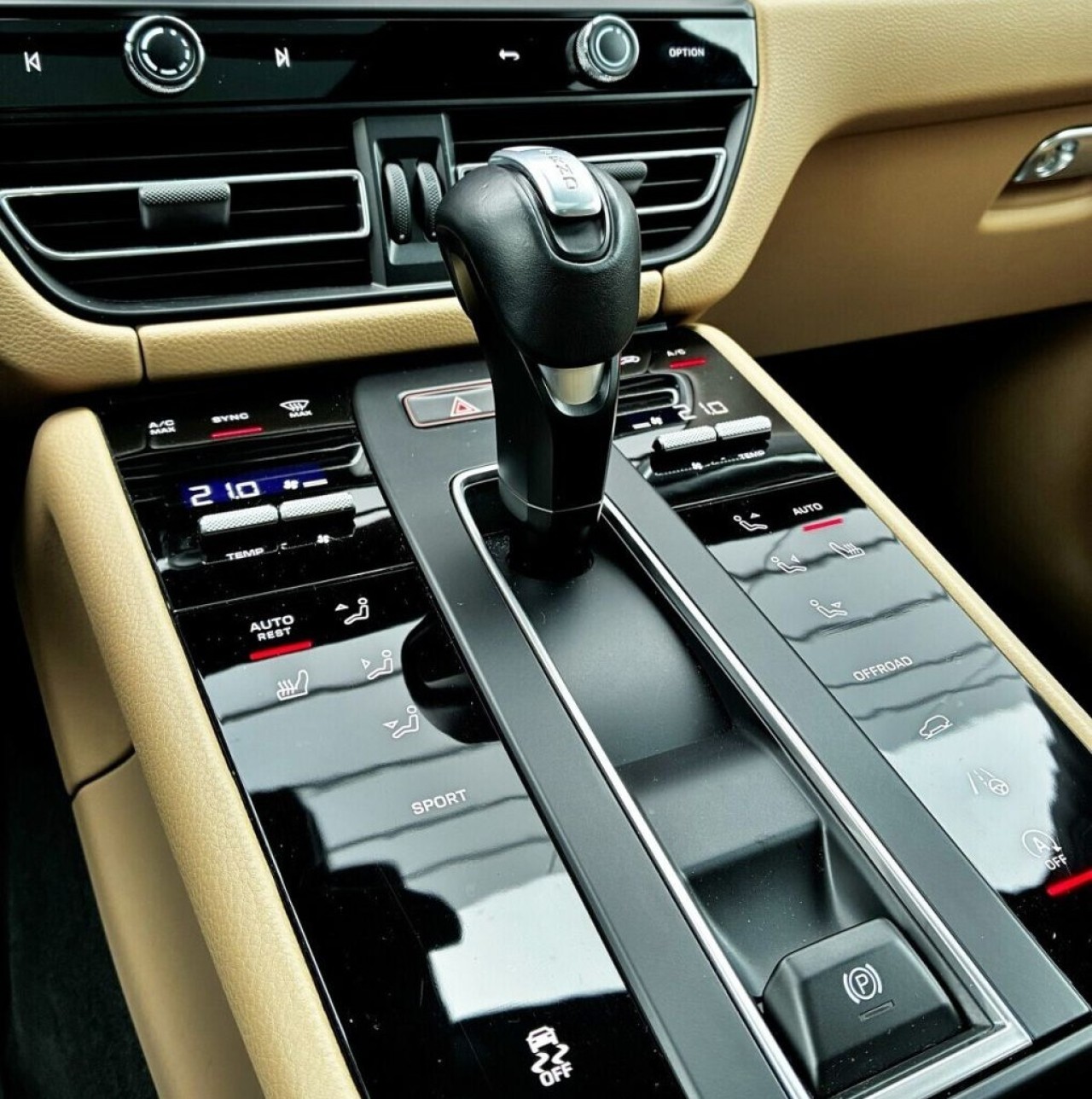 Porsche Macan - foto 22