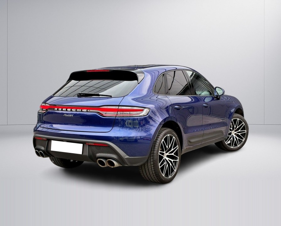 PORSCHE Macan 2024 — imagine 3