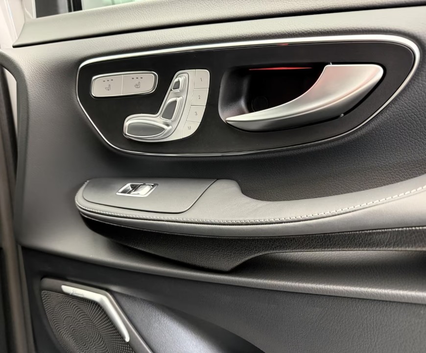 Mercedes-Benz V 300d 4MATIC Exclusive Long - foto 31